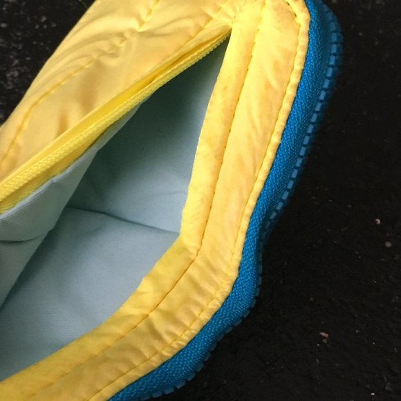 Golla Acid Yellow and Blue Corduoroy Smart Phone Pouch - Picture 5 of 13